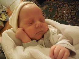 We had our third doctor appointment today! The doctor was very pleased with  how everyone is doing and gaining weight. The side by side pictures are the  first week I met them