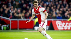 De ligt then broke another record, when he became the youngest player ever (17 years and sturdy on the ground and lethal in the air, de ligt boasts a winning combination that is necessary in that of. Juventus Capai Kesepakatan Pribadi Dengan Matthijs De Ligt Okezone Bola