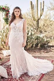 From the casual 'fits you've come to expect to new luxe options, the. Plus Size Wedding Dress Lillian West