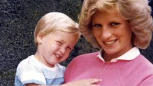 Photos Of Princess Diana After Prince William's Birth Paints A Beautiful  Portrait Of Motherhood