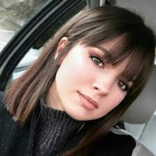 The combination of the chunky tousled layers and dimensional highlights creates a dynamic hairstyle that's neither short nor long. Pin On Fall Hair 2018