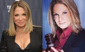 Oficio secreto de la Doctora Polo en tour por su mansión