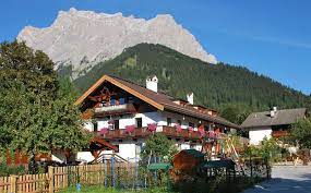 Hauptstrasse 77, ehrwald, 6632, austria. Haus Alpenblume Ferienwohnung Tirol