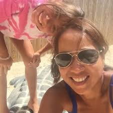 Amy Burba (@AmyBurba)