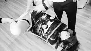 キンクトーバー2022 19日目:ゴミ箱バッグ |Bdsmlovers91