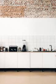 Table top wooden counter blurred kitchen background. 10 000 Best Kitchen Photos 100 Free Download Pexels Stock Photos