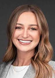 Hope Maciel's Instagram, Twitter & Facebook