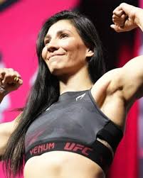 La vida de Irene Robles Aldana, una verdadera inspiración en el mundo de  las artes marciales mixtas.🥊🇲🇽 De México, Irene Robles Aldana ha  demostrado una valentía y una determinación inquebrantables a lo