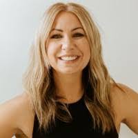 Leah Bowie's Instagram, Twitter & Facebook