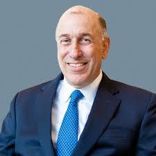 Daniel Huertas's Instagram, Twitter & Facebook