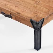 La table basse industria est en manguier, un bois dense, durable, très résistant, qui ne nécessite pas d'entretien spécifique. Table Basse Carree Industrielle Bois Et Metal Chandra Kha Home Design