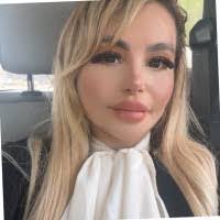 Judith Navarro's Instagram, Twitter & Facebook