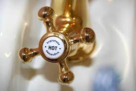 How To Clean Shower Head Fittings (Brass, Chrome, And More!) - Simply Maid