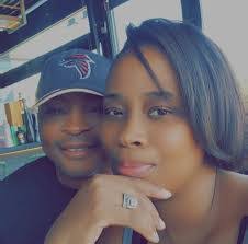 Debra Marchetti's Instagram, Twitter & Facebook