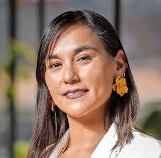 Ya nada es como antes. Paula Daza La Cara Mas Amable Del Ministerio De Salud