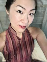 Diana Kloster's Instagram, Twitter & Facebook