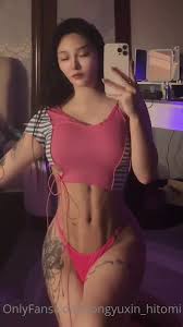 Hitomi Songyuxin unblurred nudes - leaving nothing to imagination