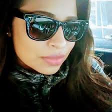 Dora Alvarez (doralvarez)