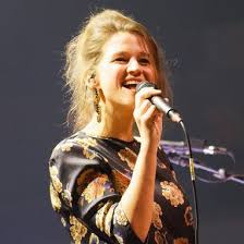 Telkens kunnen er tot 2.500 fans een concert bijwonen. Nieuwe Reeks Concerten Werchter Parklife Met O A Selah Sue Bazart Gabriel Rios En Eefje De Visser Nieuws Op Podiuminfo