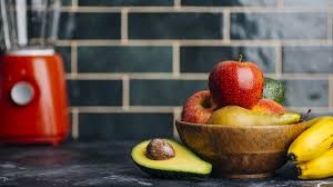 Nutrition considerations for female aquatic athletes - Swimming.org