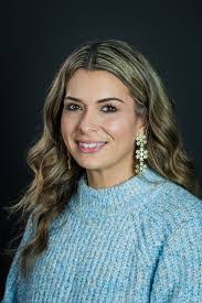 Nicole Malik's Instagram, Twitter & Facebook