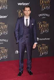 Emma watson sings as belle in a 'beauty and the beast' first listen. Emma Watson Staged A Harry Potter Reunion At The Beauty And The Beast Premiere Mtv