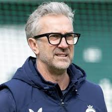 IAN SALISBURY BECOMES FULL-TIME COACH WITH MIDDLESEX