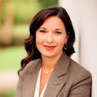 Kelly Perdue's Instagram, Twitter & Facebook