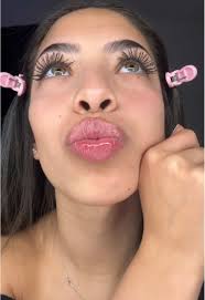 Curling Lashes with Blow Dryer