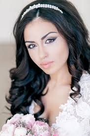 Mittellange haare bieten viele möglichkeiten für brautfrisuren zur hochzeit. Brautfrisuren Fur Lange Haare 60 Romantische Ideen