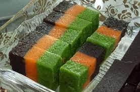 Lapis 3 rasa menariknya seperti ikan 3 rasa yg mempunyai pelbagai rasa.tidaklah kek ini rasa seperti ikan hee.tetapi.strawberry.cheese.n coklat. Resepi Kek Lapis 3 Rasa Jom Kongsi Resepi Menarik Facebook