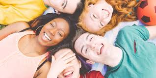 Einfach zu spielen und kostenlos. 17 Partyspiele Fur Teenager Gegen Langeweile Desired De