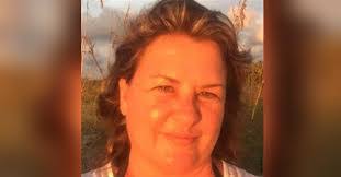 Carla Mink's Instagram, Twitter & Facebook