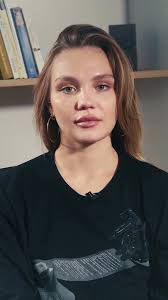 Mary Trader's Instagram, Twitter & Facebook