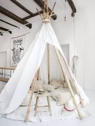 Pin Von Isabelle Huget Auf Garten Ludwig Kinder Zimmer Zelt Kinderzimmer Diy Tipi