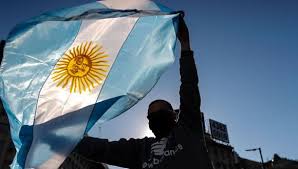 En argentina, está claro que la reprogramación de todo lo que es viaje. Argentina Establece Nuevas Restricciones Tras Un Record De Contagios De Covid 19 Mundo Gestion