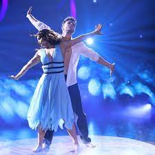 Über die beziehung der beiden ist viel spekuliert worden. Profi Challenge Let S Dance Am 4 6 2021 Fakten Gewinner Sieger Tanzpaare Tanze Songs