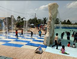Harga tersebut belum termasuk biaya parkir kendaraan. 5 Kolam Renang Di Cilegon Ini Tawarkan Suasana Menyenangkan
