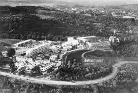 The Weissenhof Settlement Built Under The Leadership Of Ludwig Mies Modern Architecture Architecture Art Deco Architecture