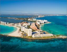 With a name meaning place of the turtle in mayan, this aaa four diamond resort is renowned for its beautiful beaches and green sea. Cancun Riviera Maya Hoteles Xcaret
