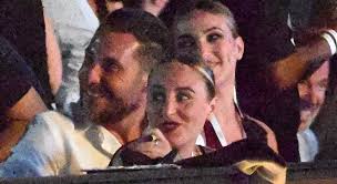 Antonio David consigue lo que parecía imposible: que su hija y su novia se  hagan amigas