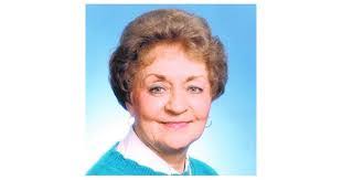 Jeanne Mcelroy's Instagram, Twitter & Facebook