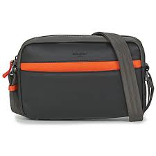 Shoppez des sacoches en cuir ou en toile à imprimé gg. Sac Bandouliere Homme Soldes Sur Un Grand Choix De Besaces Sacs Bandouliere Livraison Gratuite Spartoo