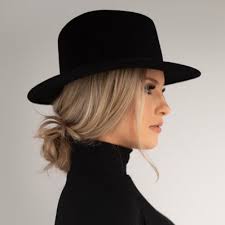 Hannah Heuerman (@HannahCMay)