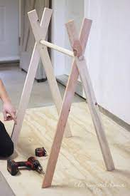 Garderobe kinder diy garderobe kinder diy the post garderobe holz boxen kinder garderobe in diy kindergarderobe für zwei kinder selber machen rausgehen from kinder garderobe, source. Kids Clothes Diy Diy Kids Clothing Rack Alice Pinset Kinder Kleiderstander Garderobenstander Kinder Diy Kinder