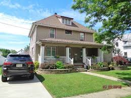 1700sqft, nice front foyer, 3 bed rooms 2 full baths, open kit/din/living room combo. 16 Jaekle Avenue Silver Creek Ny Mls R1212023