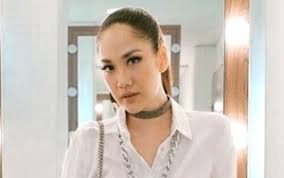 Fimela.com, jakarta dunia tarik suara mungkin bukan cinta pertama bagi bunga citra lestari, atau bcl.ia terlebih dulu terjun ke dunia hiburan sebagai bintang sinetron lewat beberapa judul populer. Lagu Bunga Citra Lestari Cinta Sejati Disulap Ke Dalam Bahasa Korea Bikin Merinding