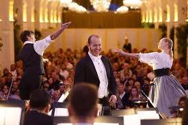 Juli wird bei den veranstaltungen ab 19:30 uhr sowohl. Abend In Schloss Schonbrunn Abendessen Und Konzert 2021 Wien Tiefpreisgarantie