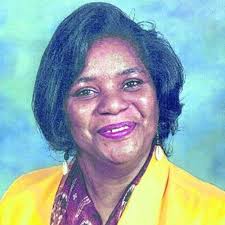 We're all going to miss her': Shooting victim Celestine Chaney mourned by  300 at funeral