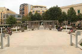 One third of the building was demolished in the 20th century. File Malta St Julian S Triq San Gorg Spinola Palace Garden 03 Ies Jpg Wikimedia Commons